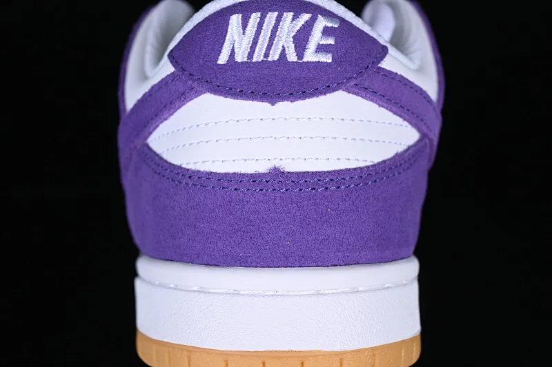 All categories Nk SB Dunk Series Nk SB Dunk Low low-top sneakers Cost-effective version Nk SB Dunk "Purple Suede" wicked purple color SB low-top casual sneakers DV5464-500